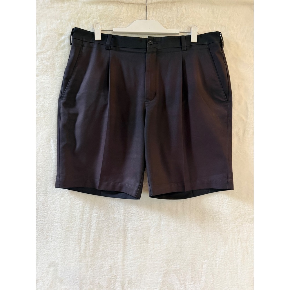 Nike Golf Mens 38 Black Pleated Fit Dry Performance Athletic Shorts Swoosh Logo